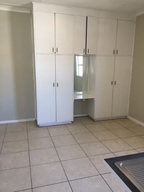 To Let 0 Bedroom Property for Rent in Goodwood Central Western Cape